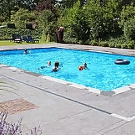 Tatil Evi Noord-scharwoude Sleeps 16 Pool Wifi *